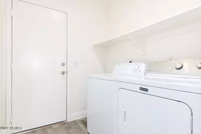 109 W Helena Drive, Phoenix, AZ 85023 - Photo 26