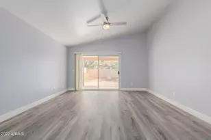109 W Helena Dr, Phoenix, AZ 85023 - Photo 18