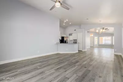 109 W Helena Drive, Phoenix, AZ 85023 - Photo 10