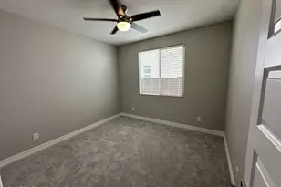 8826 W Medlock Dr, Glendale, AZ 85305 - Photo 18