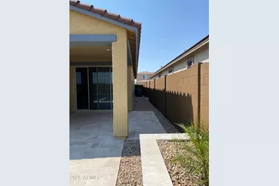 8826 W Medlock Drive, Glendale, AZ 85305 - Photo 32