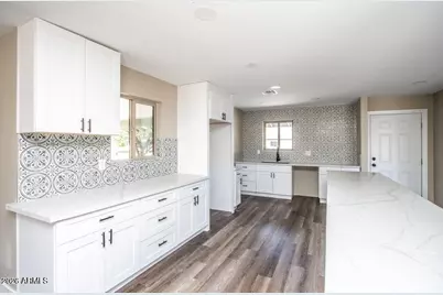 3401 W Diana Avenue, Phoenix, AZ 85051 - Photo 1