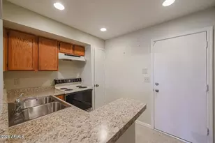 19820 N 13th Ave, Phoenix, AZ 85027 - Photo 8