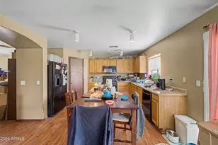 6237 W Wood St, Phoenix, AZ 85043 - Photo 12