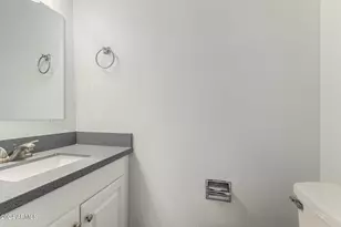 4718 W Orangewood Ave, Glendale, AZ 85301 - Photo 14