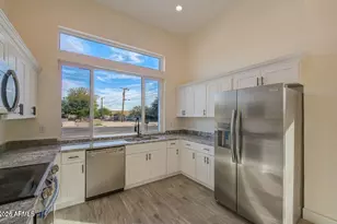 212 2nd Ave E, Buckeye, AZ 85326 - Photo 4