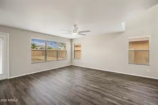 754 S Sorrell Ln, Gilbert, AZ 85296 - Photo 8