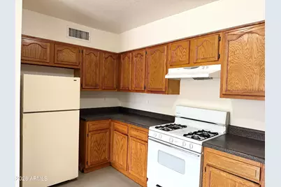 521 W Ocotillo Street, Casa Grande, AZ 85122 - Photo 6