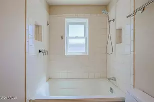 6203 N 12th Pl, Phoenix, AZ 85014 - Photo 16