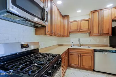 6203 N 12th Place # 2, Phoenix, AZ 85014 - Photo 6