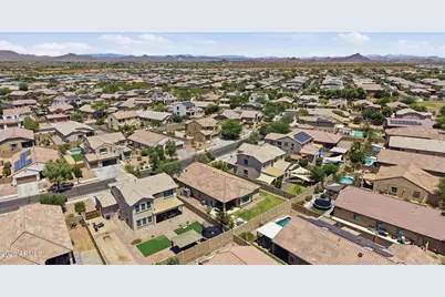 17519 W Hedgehog Place, Surprise, AZ 85387 - Photo 32