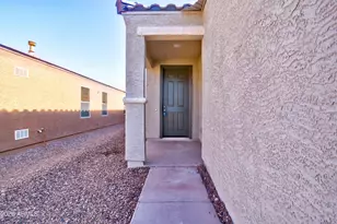 12340 W Kaler Dr, Glendale, AZ 85307 - Photo 6