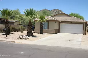 516 E Vogel Ave, Phoenix, AZ 85020 - Photo 1