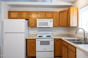 12503 W Madero Dr, Arizona City, AZ 85123 - Photo 8