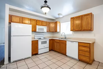 12503 W Madero Drive, Arizona City, AZ 85123 - Photo 10