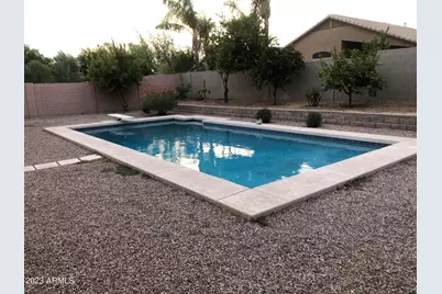 2334 W Fetlock Trail, Phoenix, AZ 85085 - Photo 12