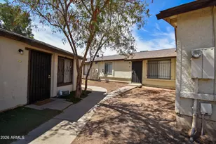 3120 N 67th Ln Ln, Phoenix, AZ 85033 - Photo 4