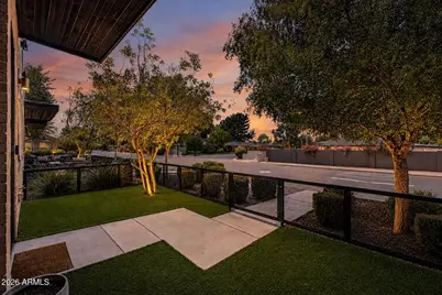 2825 N 42nd Street #5, Phoenix, AZ 85008 - Photo 2