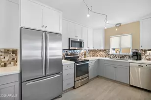 6502 N Central Ave, Phoenix, AZ 85012 - Photo 8