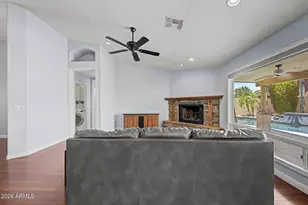 1373 N Roadrunner Dr, Gilbert, AZ 85234 - Photo 12