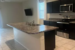 11542 E Wallflower Ln, Florence, AZ 85132 - Photo 2