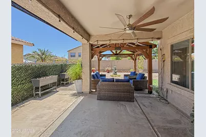 13787 W Maui Lane, Surprise, AZ 85379 - Photo 10