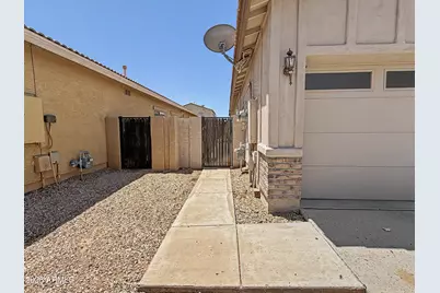 13787 W Maui Lane, Surprise, AZ 85379 - Photo 42