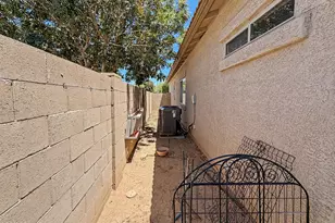 13787 W Maui Ln, Surprise, AZ 85379 - Photo 52