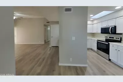 14239 N 50th Drive, Glendale, AZ 85306 - Photo 4