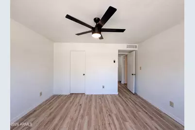 5208 E Tamblo Drive, Phoenix, AZ 85044 - Photo 4