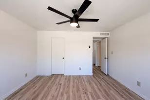 5208 E Tamblo Dr, Phoenix, AZ 85044 - Photo 4