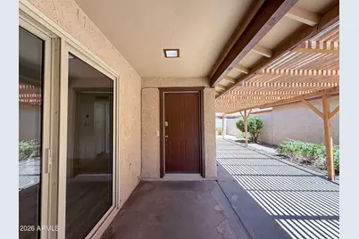 5208 E Tamblo Drive, Phoenix, AZ 85044 - Photo 18