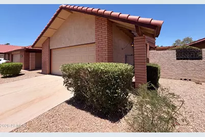 5208 E Tamblo Drive, Phoenix, AZ 85044 - Photo 16