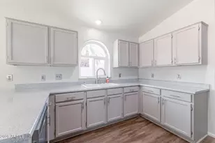 6283 N 89th Ave, Glendale, AZ 85305 - Photo 8