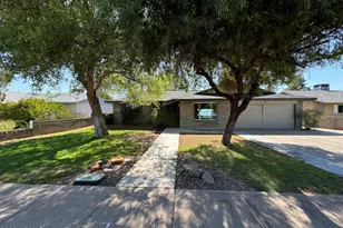 2520 S Terrace Rd, Tempe, AZ 85282 - Photo 2