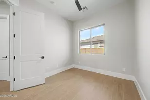5629 W Hedgehog Pl, Phoenix, AZ 85083 - Photo 32