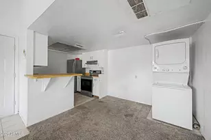 461 W Holmes Ave, Mesa, AZ 85210 - Photo 10