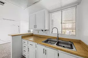 461 W Holmes Ave, Mesa, AZ 85210 - Photo 12