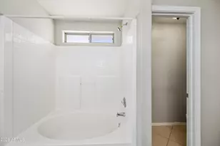 210 E Jasper Ct, Gilbert, AZ 85296 - Photo 20