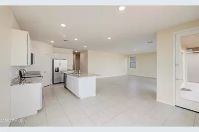 4617 S 108th Avenue, Tolleson, AZ 85353 - Photo 12