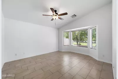 1616 E Desert Lane, Phoenix, AZ 85042 - Photo 12
