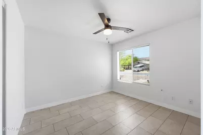 1616 E Desert Lane, Phoenix, AZ 85042 - Photo 18