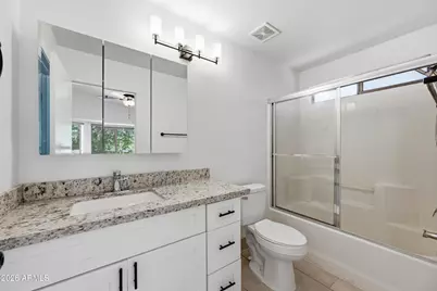 1616 E Desert Lane, Phoenix, AZ 85042 - Photo 14