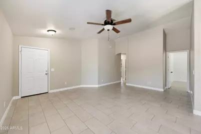 1616 E Desert Lane, Phoenix, AZ 85042 - Photo 4
