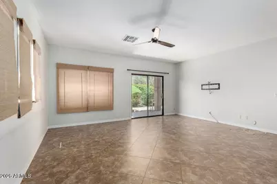 7039 S Golfside Lane, Phoenix, AZ 85042 - Photo 8