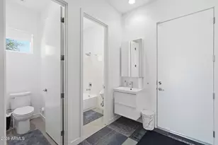 39029 N Courage Ct, Anthem, AZ 85086 - Photo 20