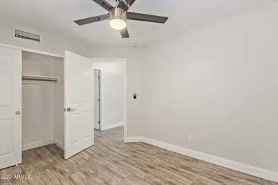 19030 N 76th Avenue, Glendale, AZ 85308 - Photo 22
