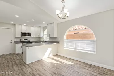19030 N 76th Avenue, Glendale, AZ 85308 - Photo 10