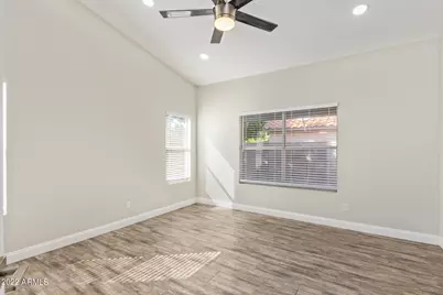 19030 N 76th Avenue, Glendale, AZ 85308 - Photo 16
