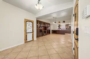 7588 W Kerry Ln, Glendale, AZ 85308 - Photo 10